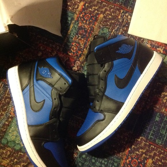 Air Jordan 1 Mid Men's Black, Blue & White Sneakers - USA Size:11.5 - New in Box - Picture 1 of 13